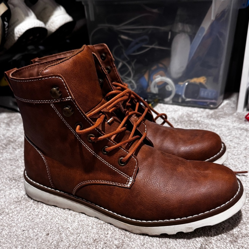 Goodfellow brown boots